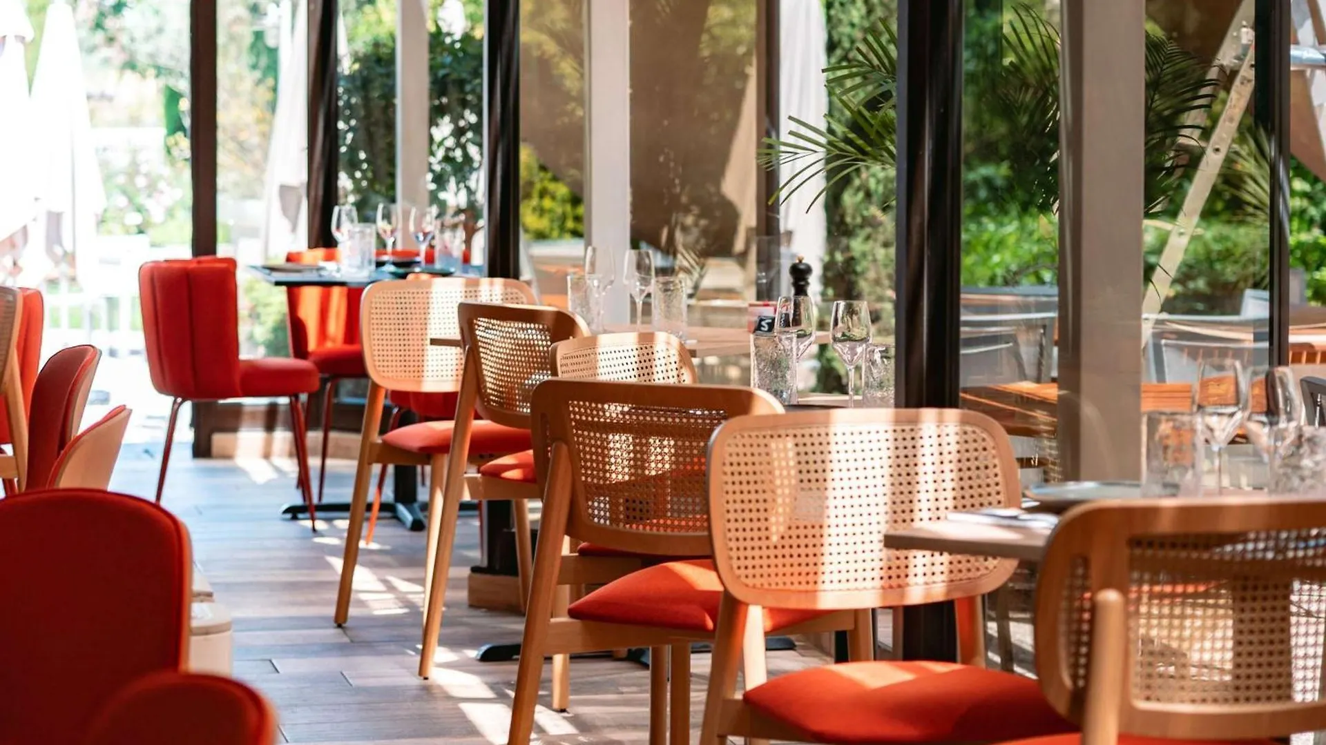 Novotel Aix-En-Provence Pont De L'Arc 4*,  France